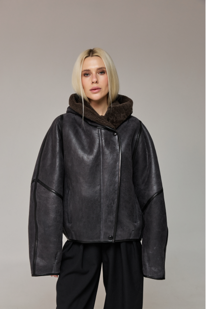 Short graphite sheepskin coat